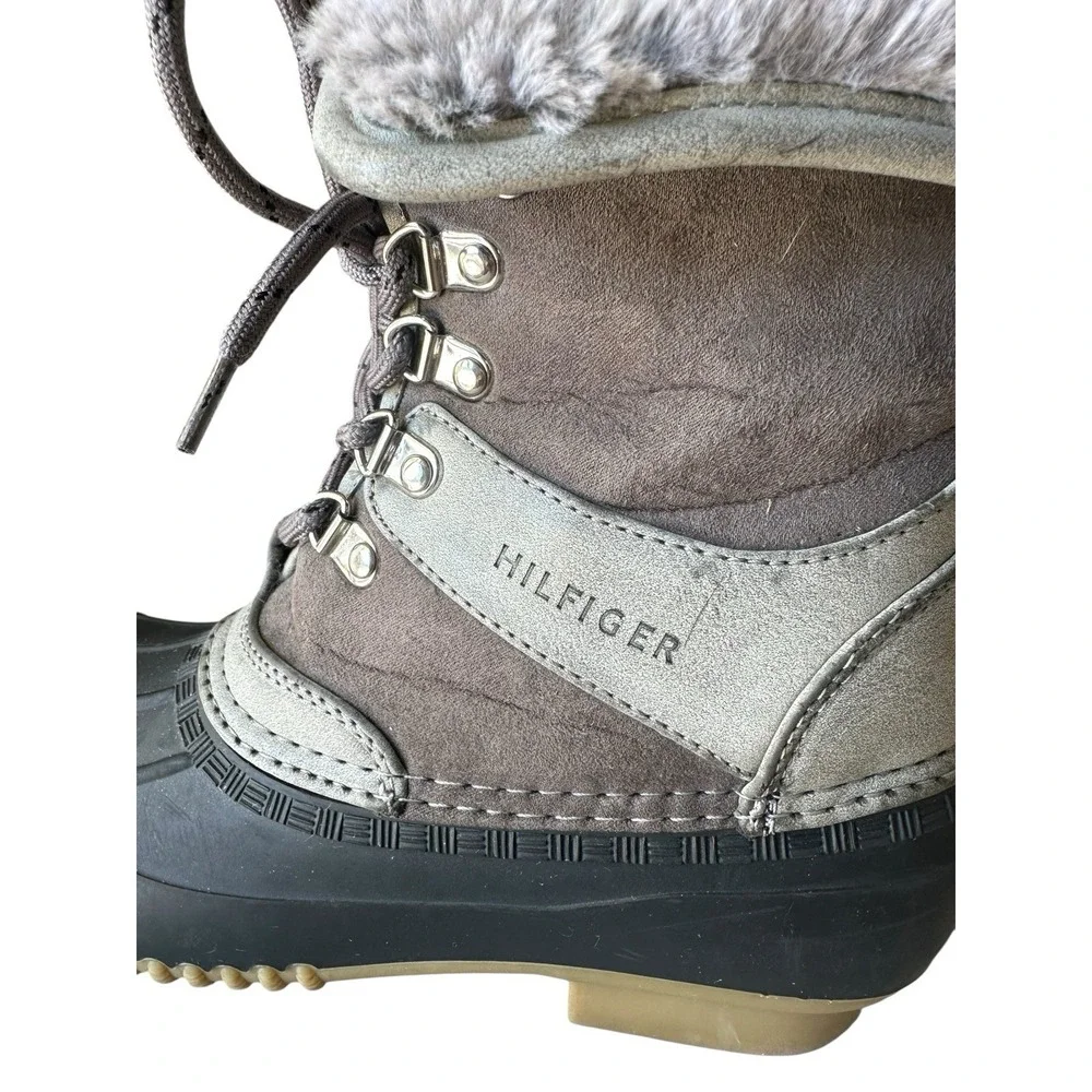 Tommy Hilfiger Rusteen Gray Duck Boot US Sz‎ 5 Faux Shearling Lined Grey EUC